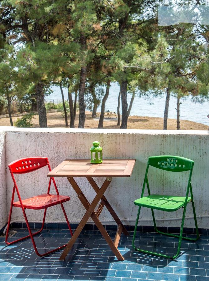 Summerday Villa Private Beach Néa Iráklia Kültér fotó