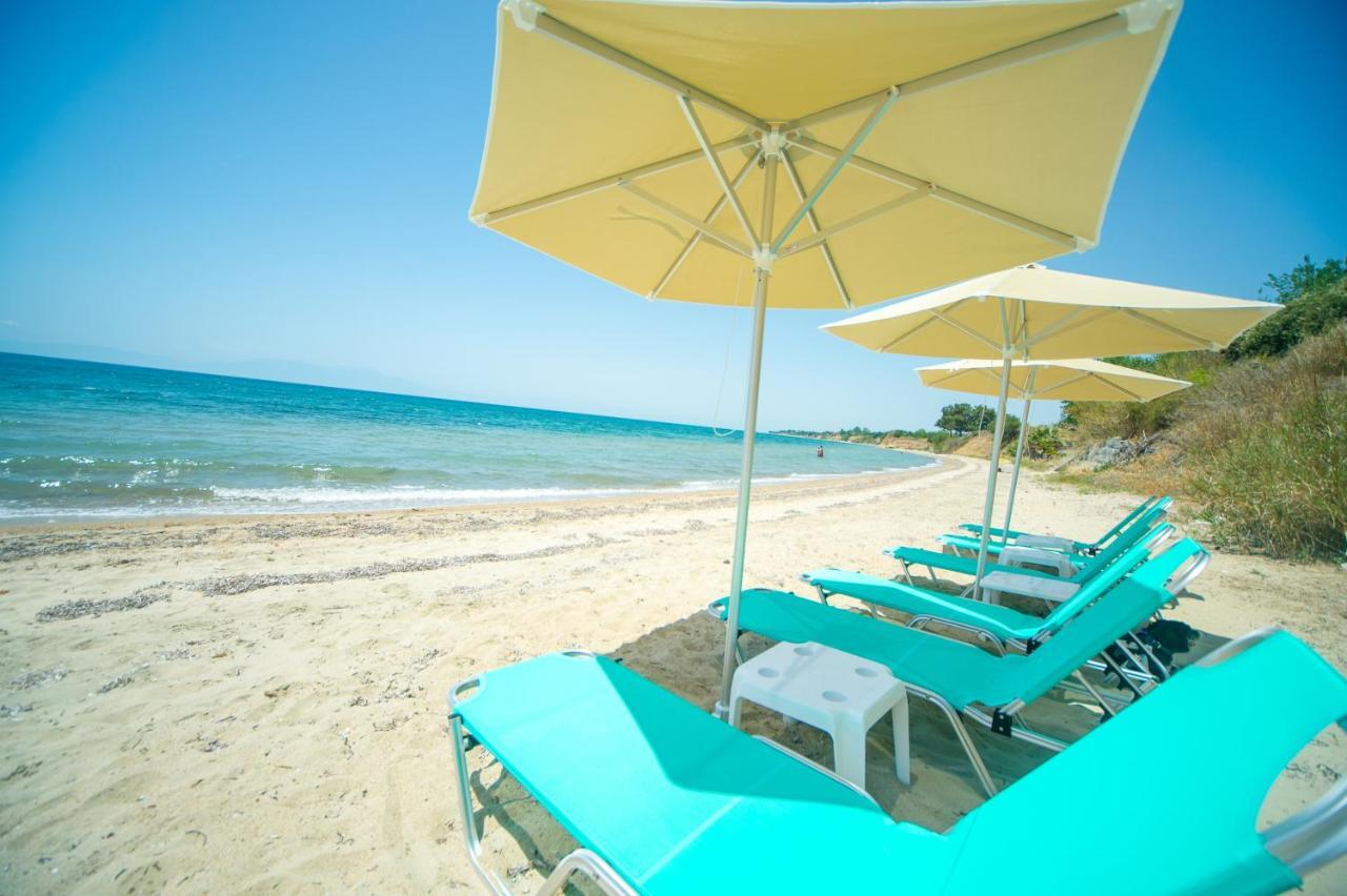 Summerday Villa Private Beach Néa Iráklia Kültér fotó